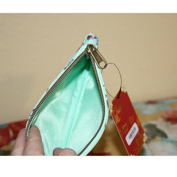 Loungefly Mulan, Mushu and Crickee Pouch - Picture 3 of 3